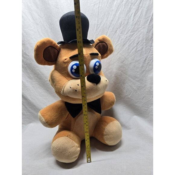 Five Nights At Freddys Fazbear Plush Toy Stuffed Animal 2017 Collectible 16" - Picture 12 of 14